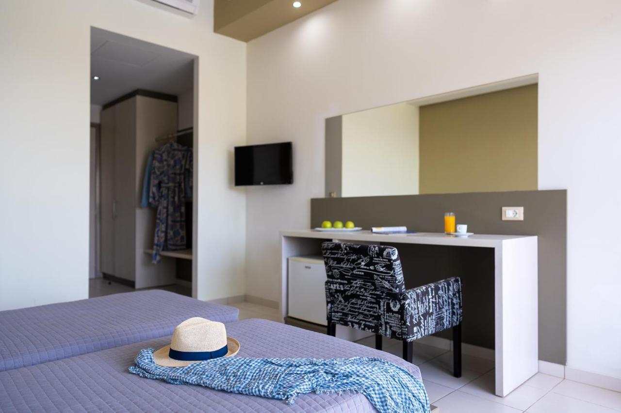 Cathrin Hotel ฟาลิรากี ภายนอก รูปภาพ