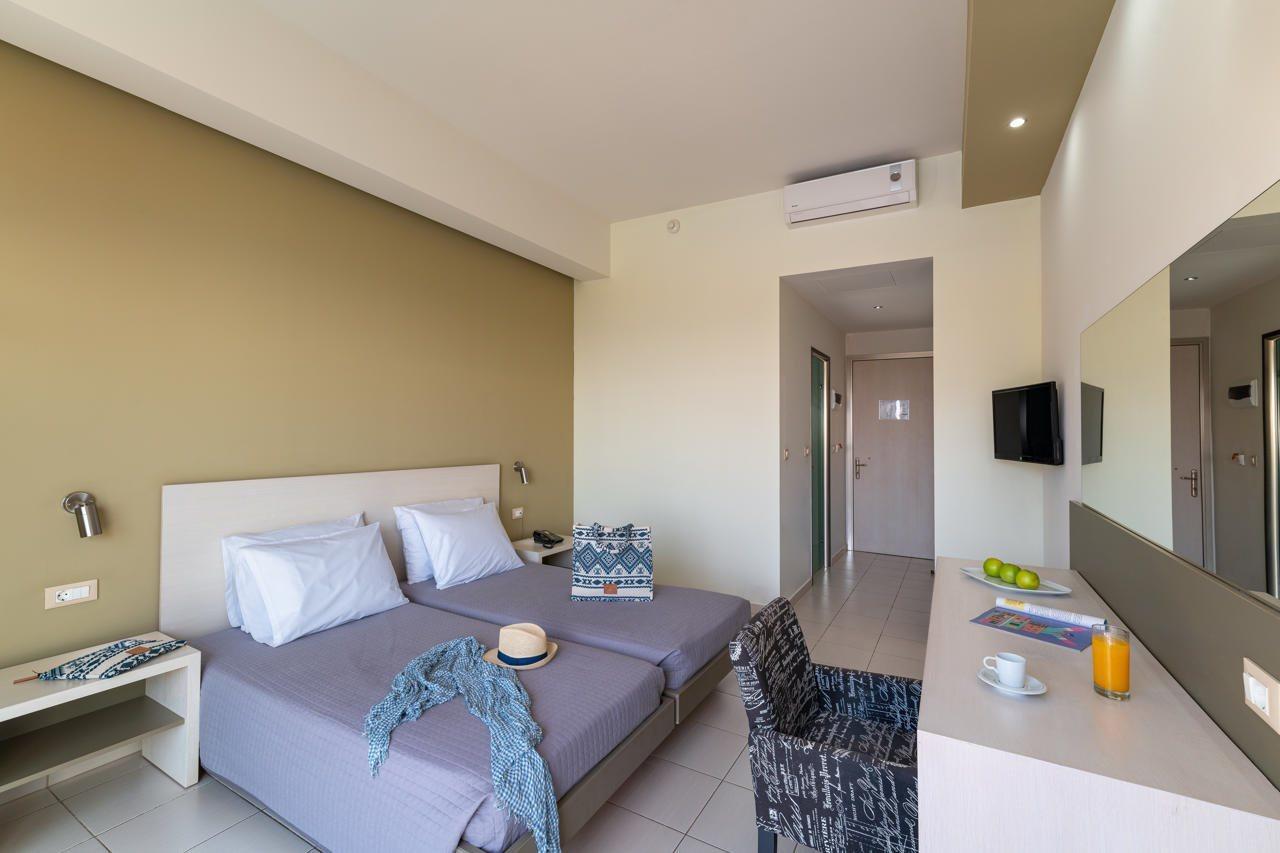 Cathrin Hotel ฟาลิรากี ภายนอก รูปภาพ